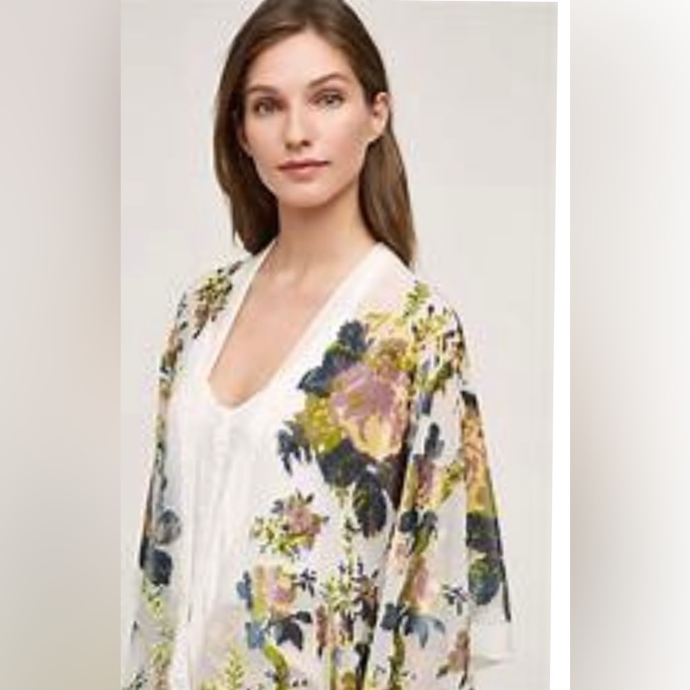 Anthropologie Floral Scarf Kimono - White and Blue